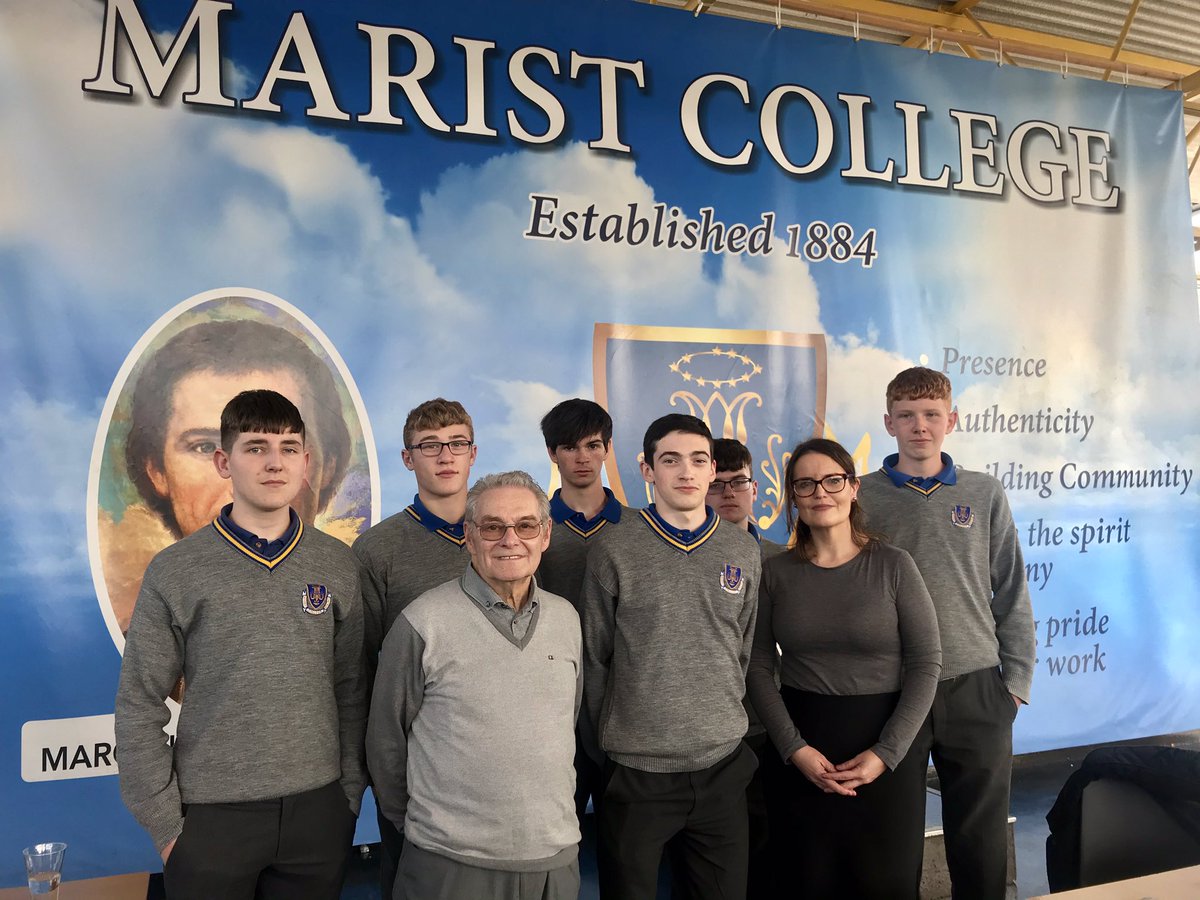 Colegio público en Irlanda "Marist College Athlone"