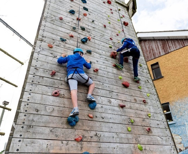 Curso de verano en Irlanda con multiaventura e inglés