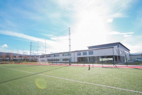 Colegio público en Irlanda "Ballinteer Community School"