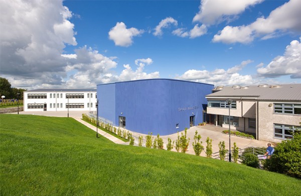 Colegio público en Irlanda "Kinsale Community School"