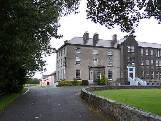 Colegio público en Irlanda "Marist College Athlone"