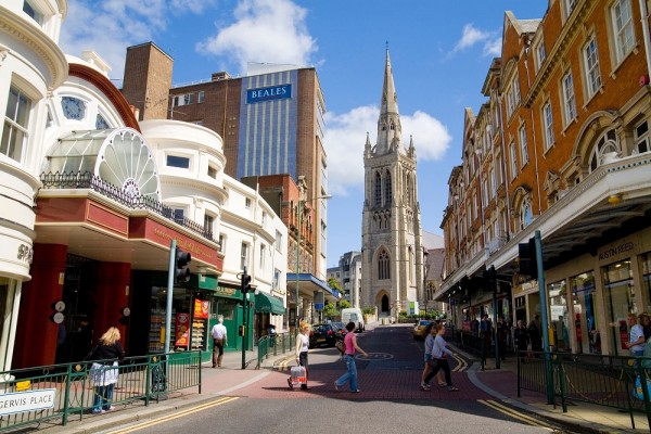 Pasea por el centro de Bournemouth