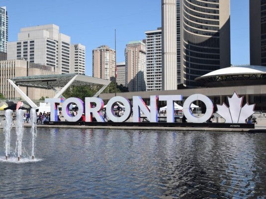 Visita Toronto y estudia inglés