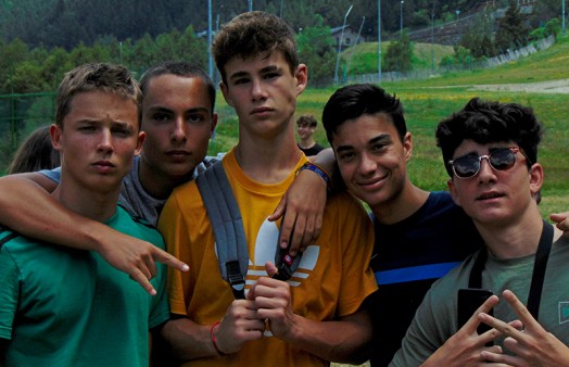 Campamento de verano para jóvenes / adolescentes